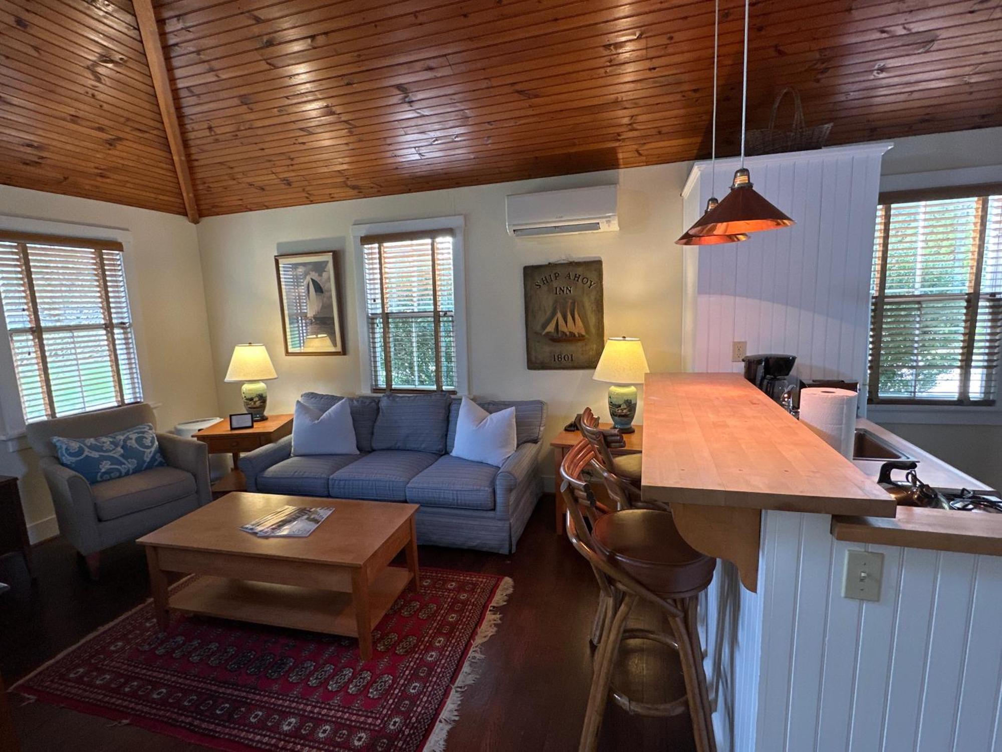 The 1708 House Bed and Breakfast Southampton Εξωτερικό φωτογραφία