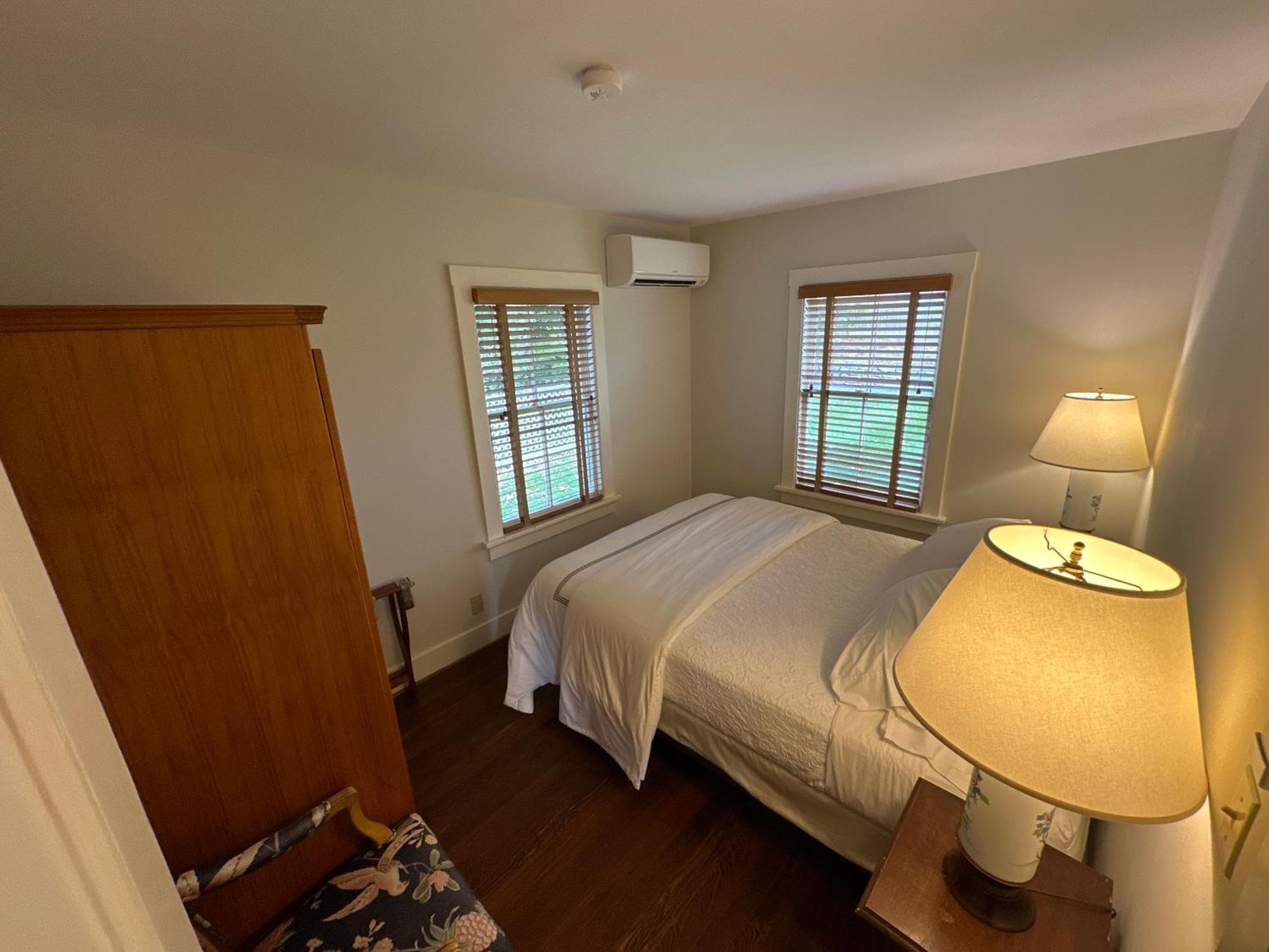 The 1708 House Bed and Breakfast Southampton Εξωτερικό φωτογραφία