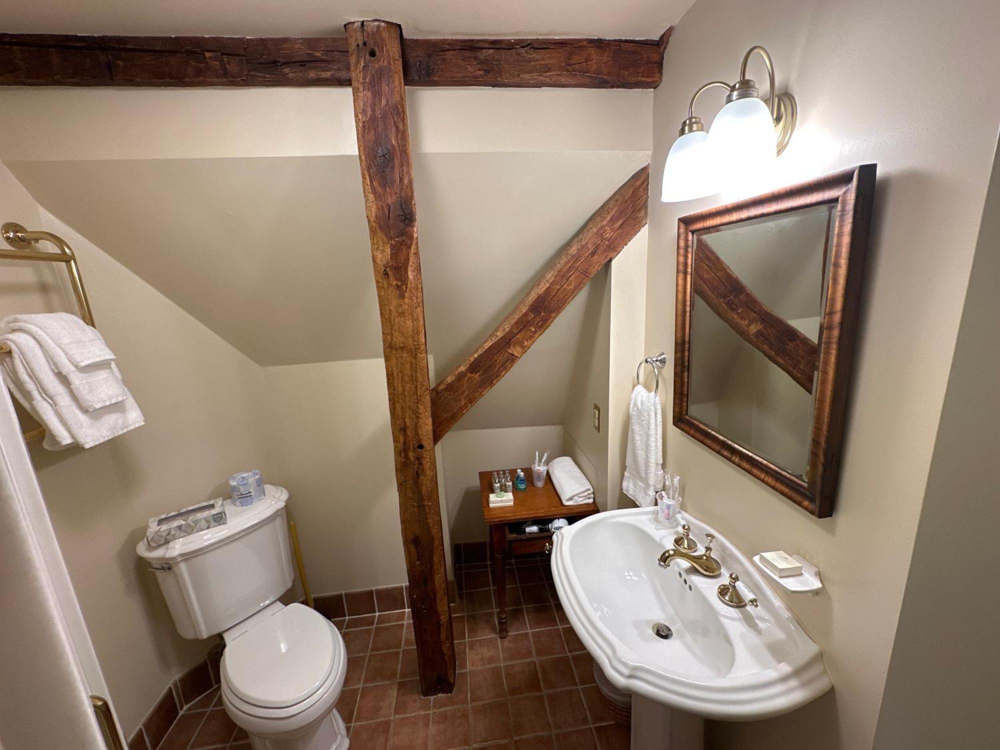 The 1708 House Bed and Breakfast Southampton Εξωτερικό φωτογραφία