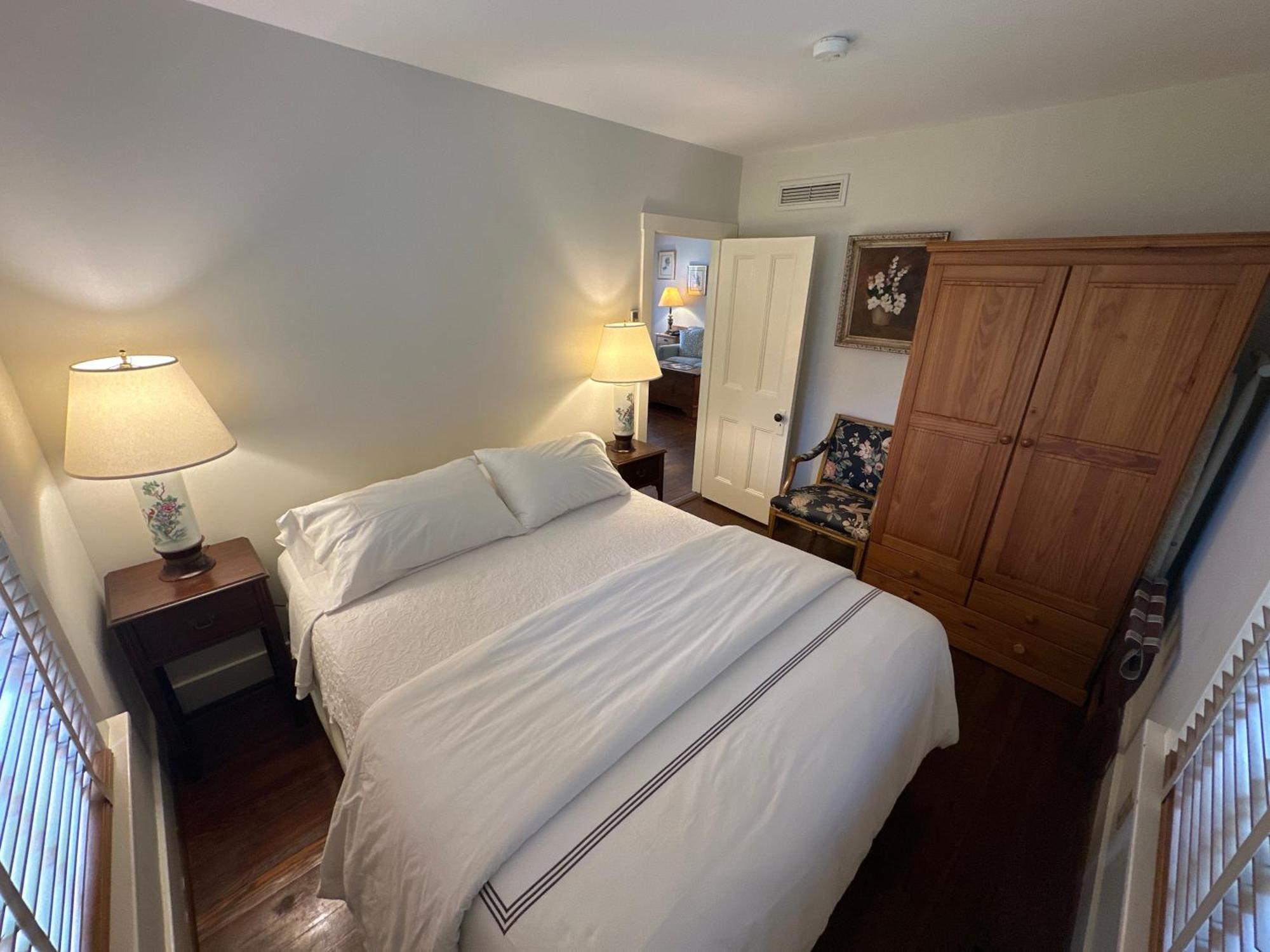 The 1708 House Bed and Breakfast Southampton Εξωτερικό φωτογραφία