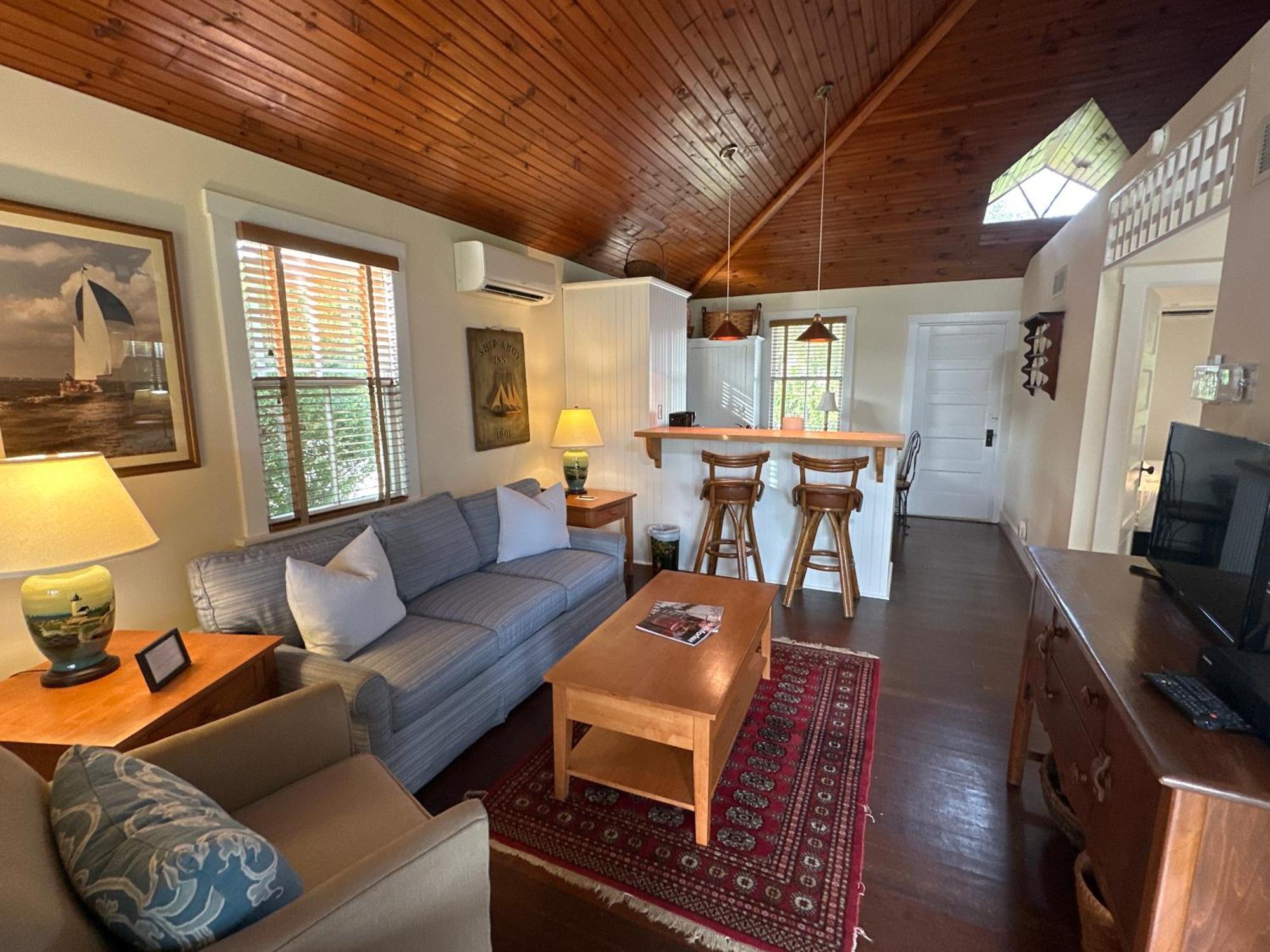 The 1708 House Bed and Breakfast Southampton Εξωτερικό φωτογραφία