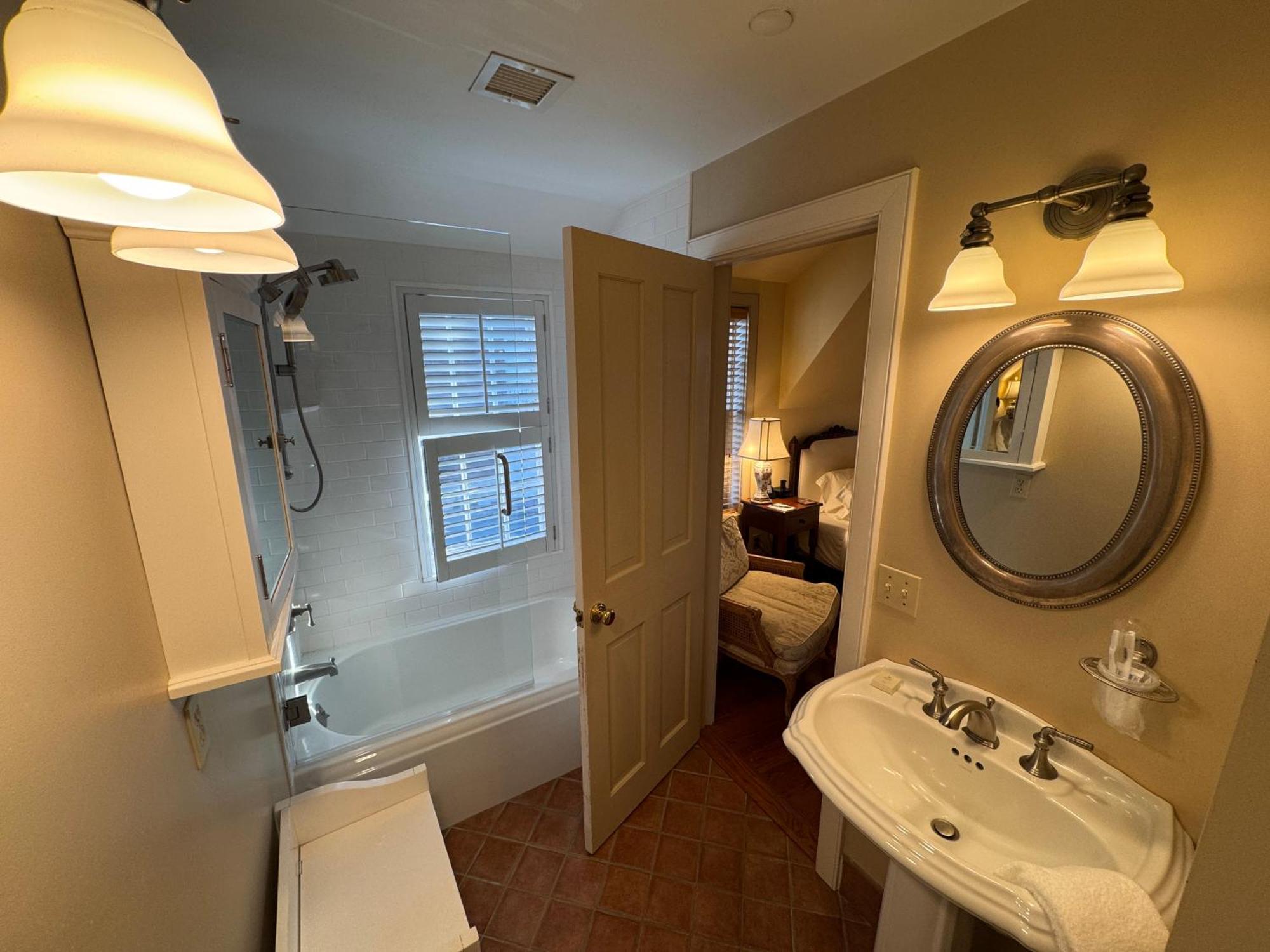 The 1708 House Bed and Breakfast Southampton Εξωτερικό φωτογραφία