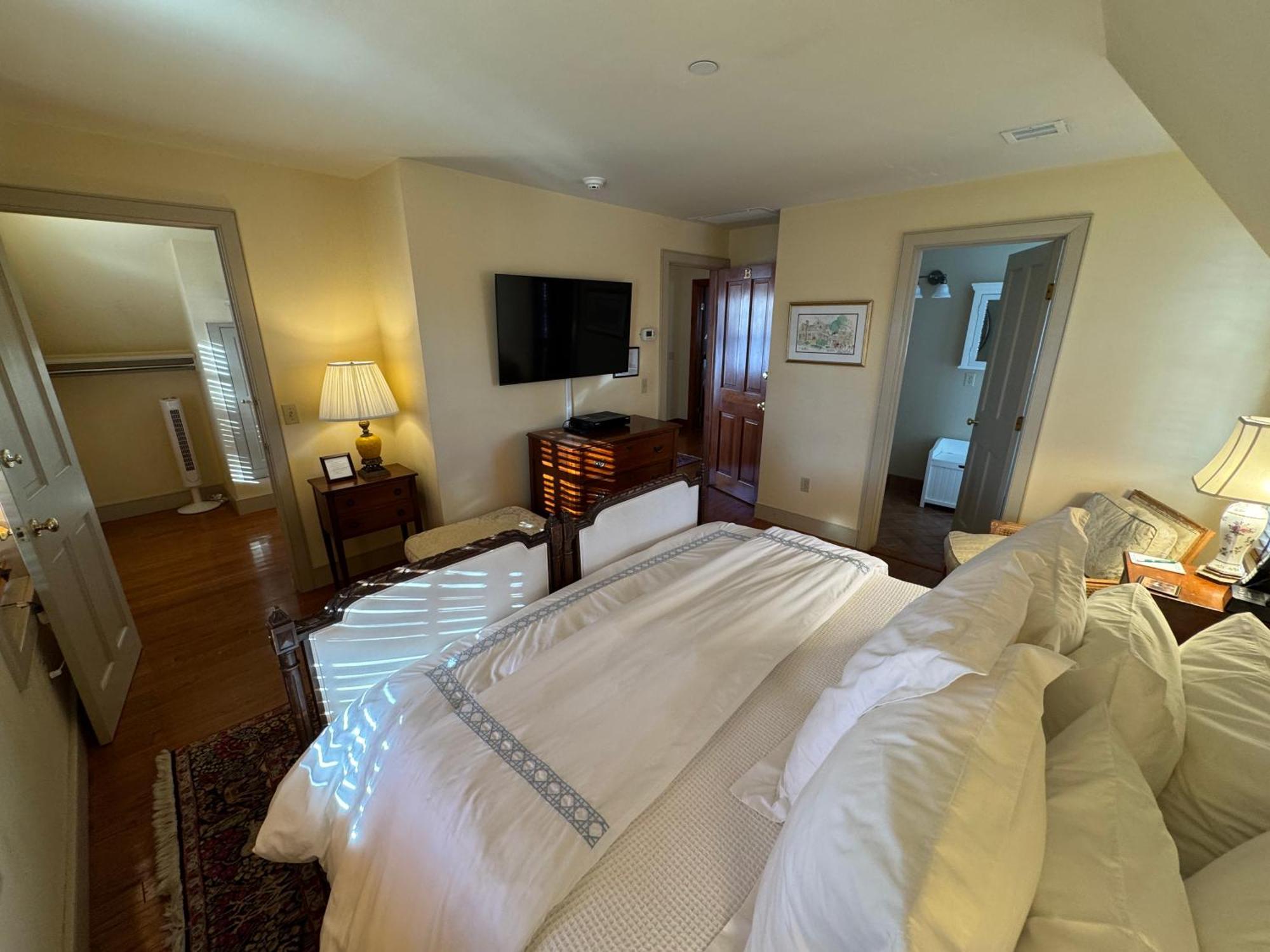 The 1708 House Bed and Breakfast Southampton Εξωτερικό φωτογραφία